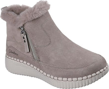 Load image into Gallery viewer, Ladies Skechers Relaxed fit boot Wilshire Blvd- FRESH ZIP Available in 2 colours!
