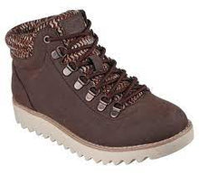 Load image into Gallery viewer, BOBS by Skechers Ladies boot MOUNTAIN KISS- Cute Factor Available in 2 colours!!
