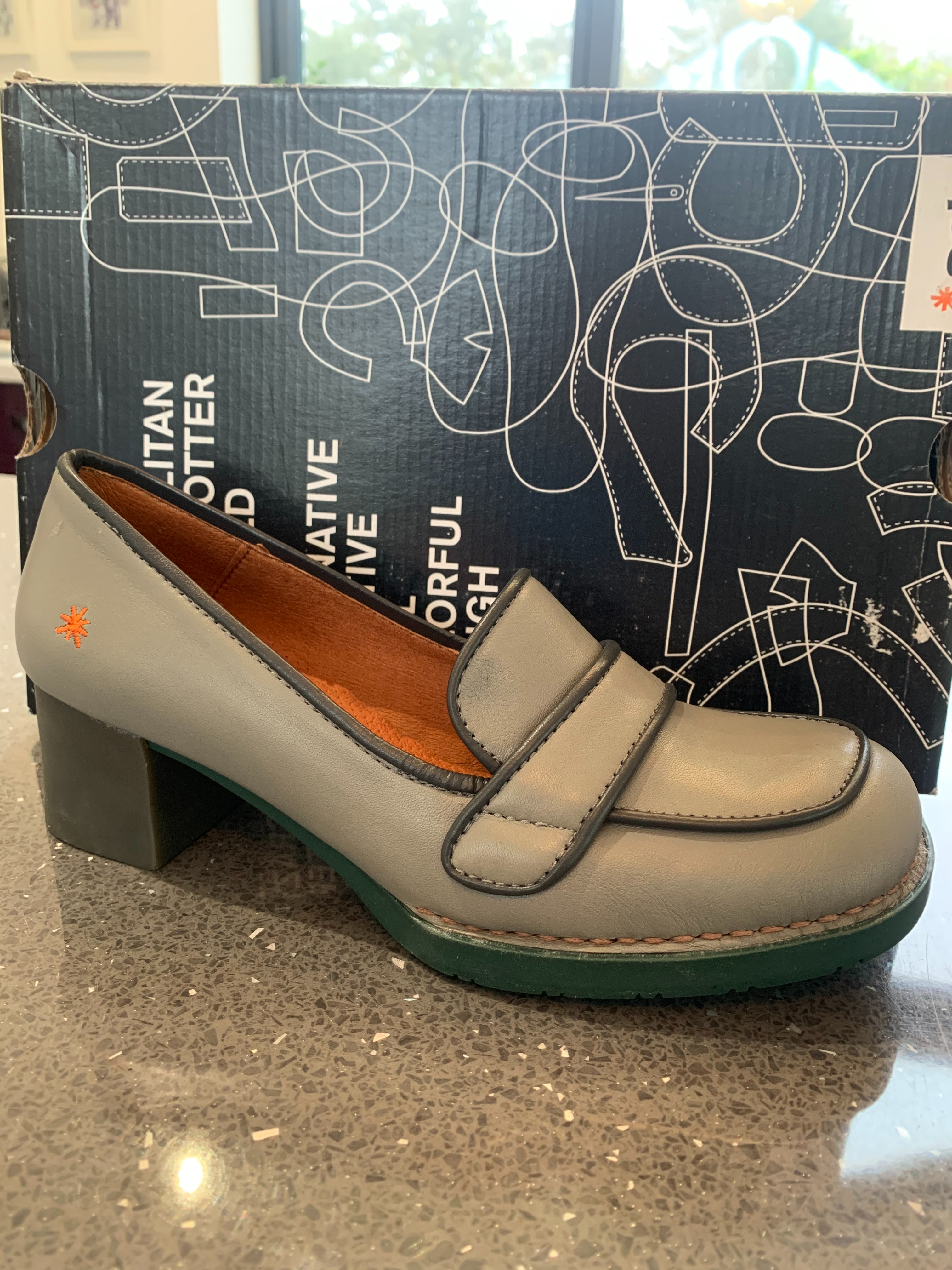 Chaussures art shop bristol